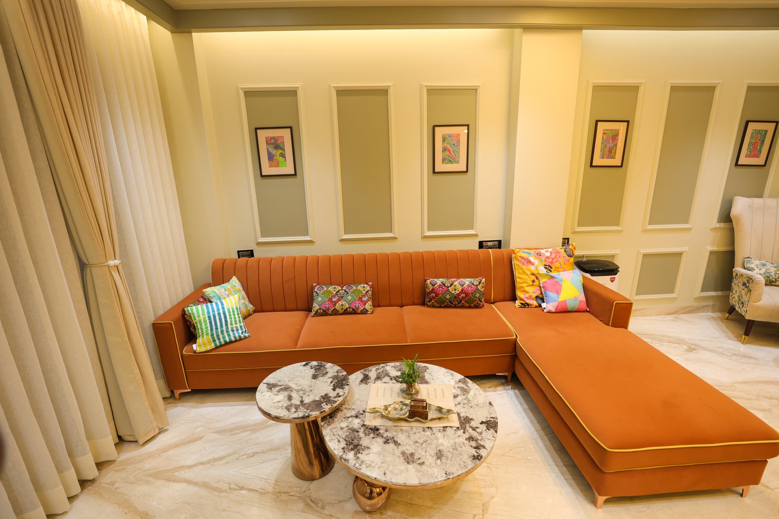 Eclectic Villa image 10