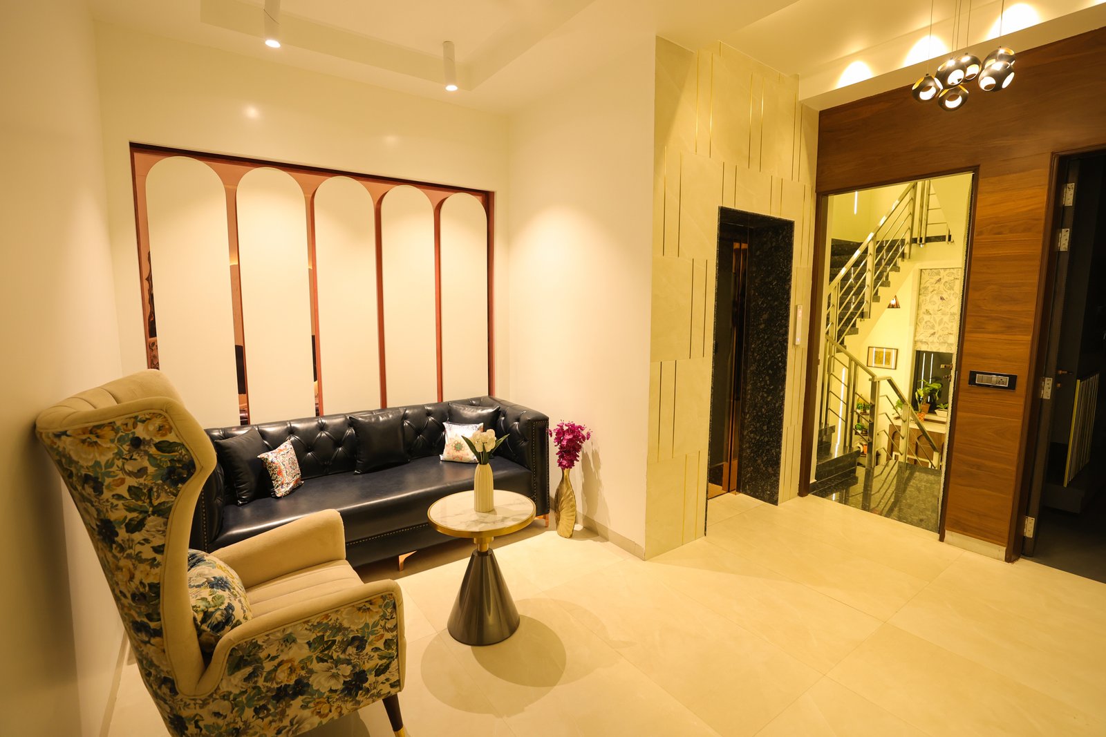 Eclectic Villa image 14