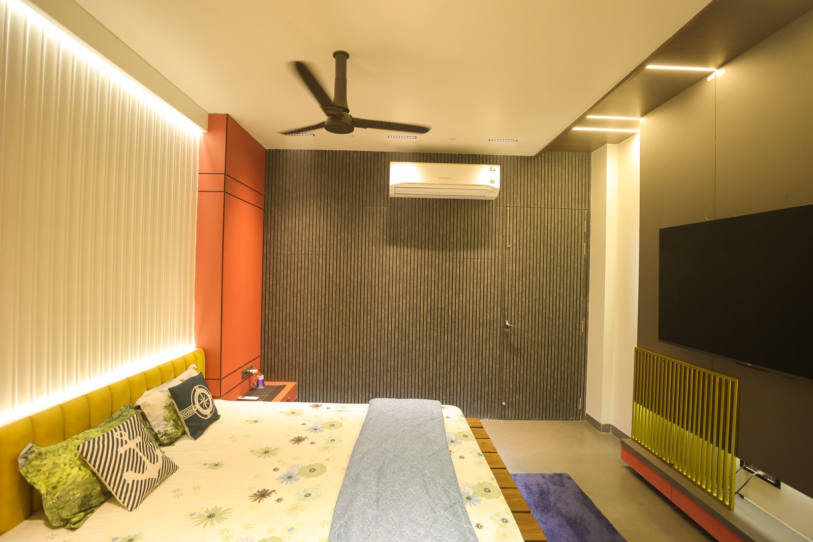 Eclectic Villa image 20